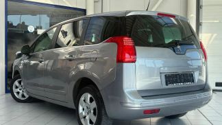 Lízing Hatchback Peugeot 5008 2014