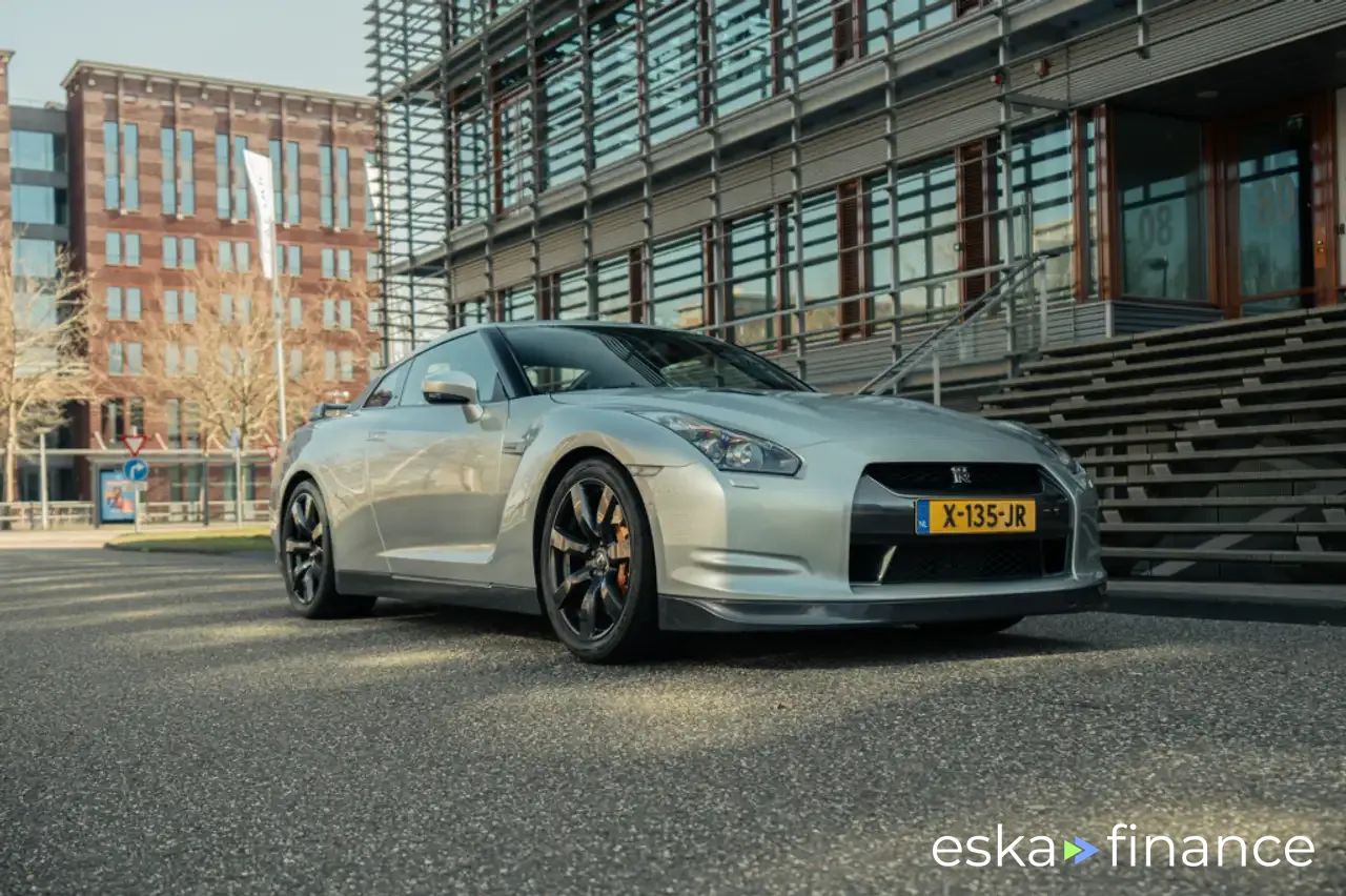 Financování Kupé Nissan GT-R 2010