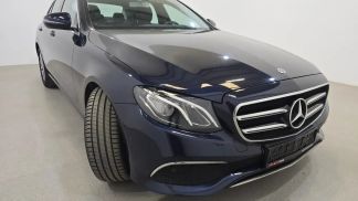 Lízing Sedan MERCEDES E 200 2020