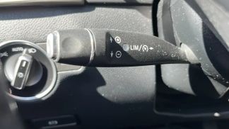 Lízing Hatchback MERCEDES B 180 2016