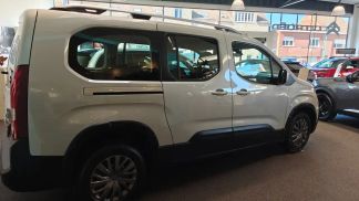 Lízing Hatchback Peugeot Rifter 2020