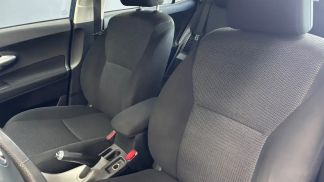 Finansowanie Van Toyota Auris 2012