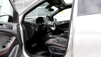Lízing Hatchback MERCEDES B 180 2016
