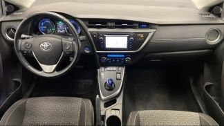 Leasing Sedan Toyota Auris 2014