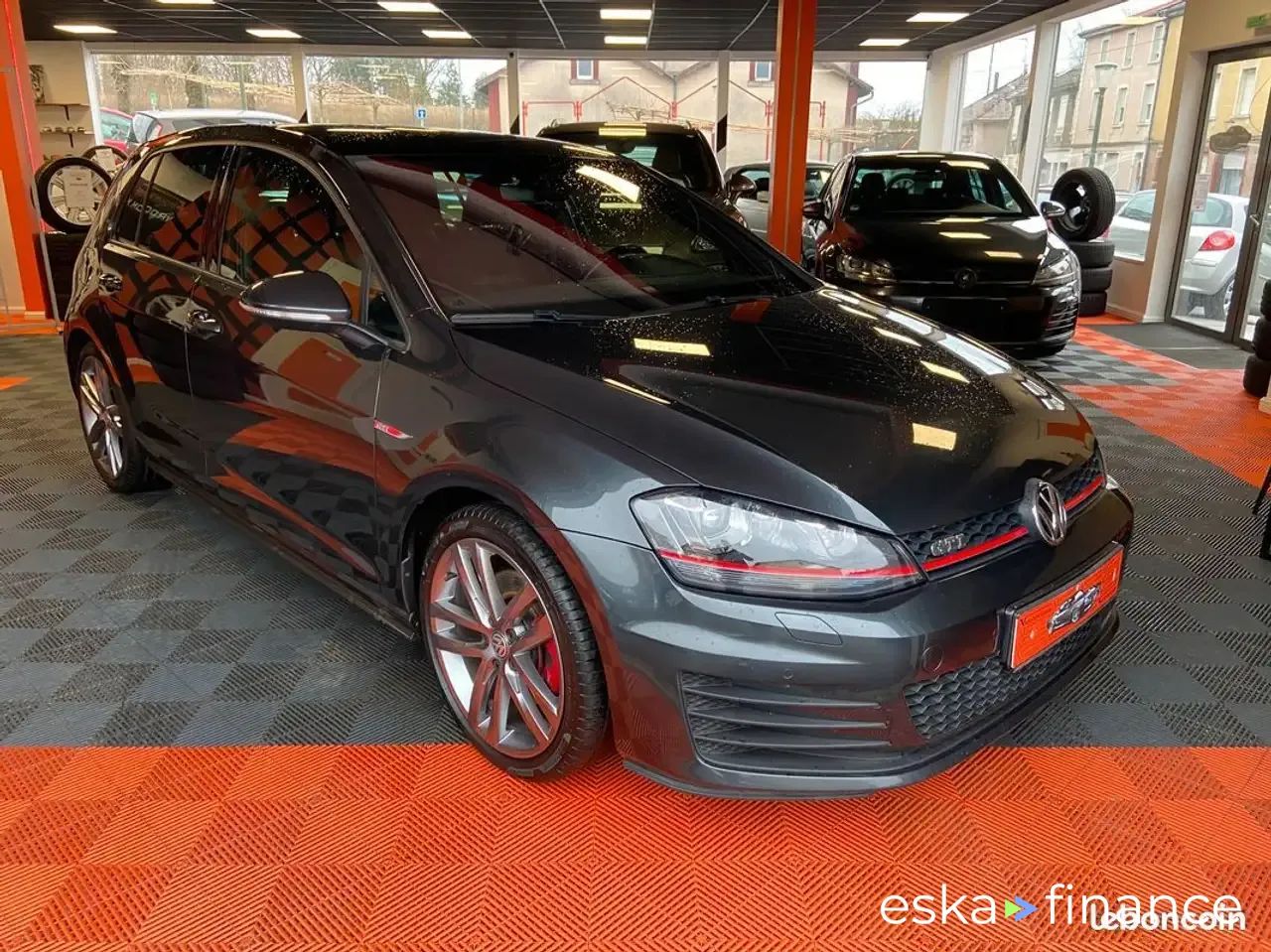 Leasing Sedan Volkswagen Golf 2016