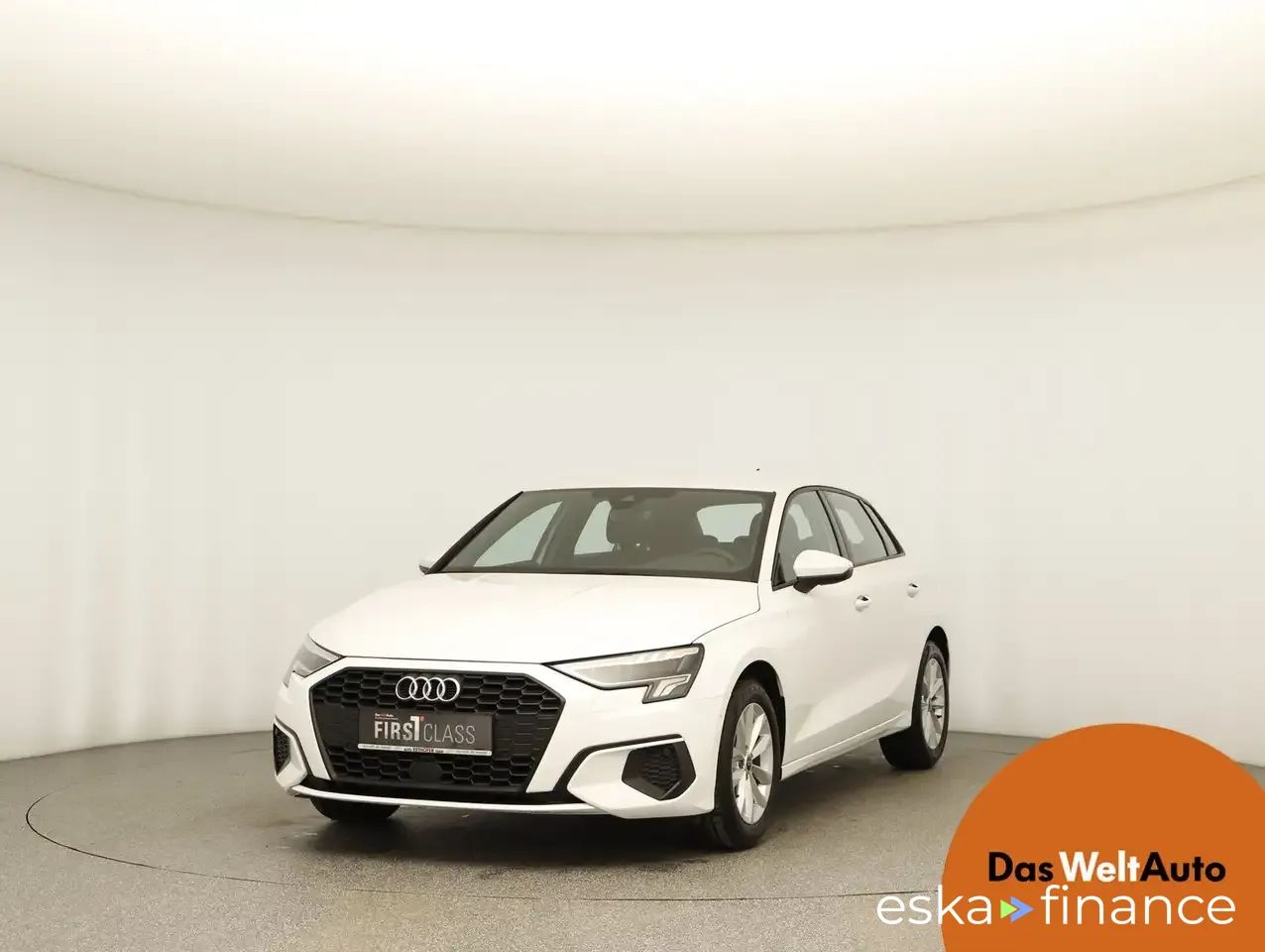 Lízing Sedan Audi A3 2023