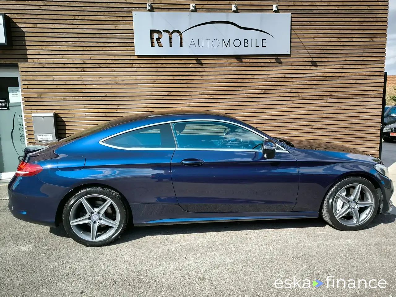 Lízing Kupé MERCEDES C 200 2016
