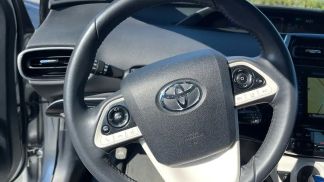 Lízing Sedan Toyota Prius 2016