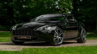 Lízing Kabriolet Aston Martin VANTAGE 2011