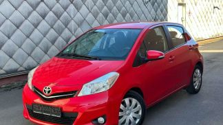 Leasing Sedan Toyota Yaris 2014