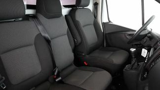 Leasing Passenger transport Renault Trafic 2021