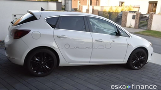 Lízing Hatchback Opel Astra 2014