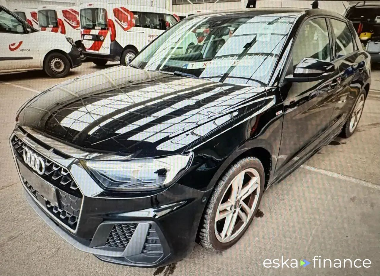 Lízing Hatchback Audi A1 2020