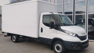 Zamknięte pudełko Iveco DAILY 2021