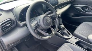 Leasing Sedan Toyota Yaris 2025