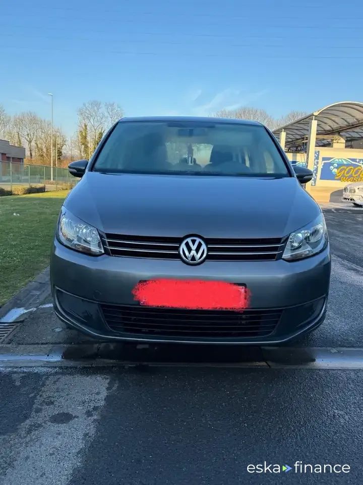 Leasing Wagon Volkswagen Touran 2015