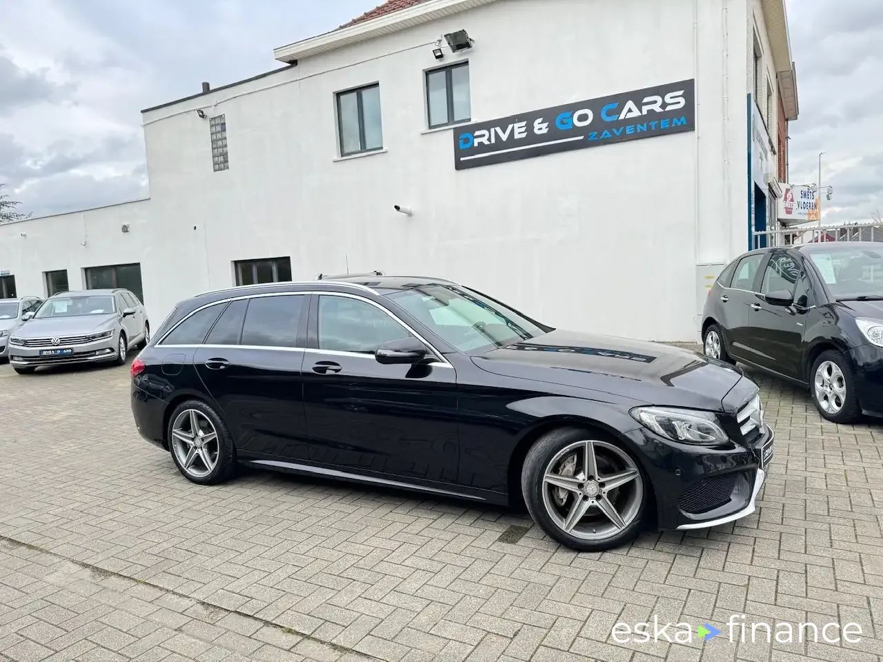 Lízing Kombi MERCEDES C 180 2017